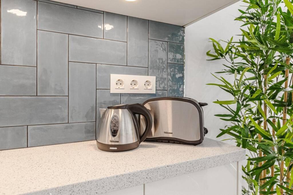 Tenerife Royal Gardens One Bedroom Apartment Playa de las Americas  Exteriér fotografie
