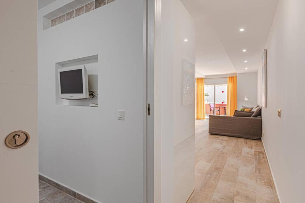 Tenerife Royal Gardens One Bedroom Apartment Playa de las Americas  Exteriér fotografie